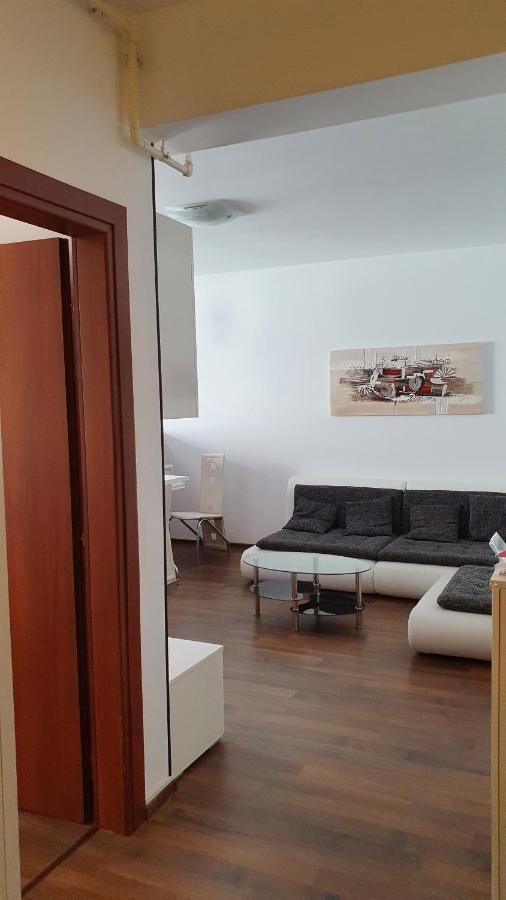 Apartament Cu 3 Camere In Militari Residence Chiajna Exterior photo